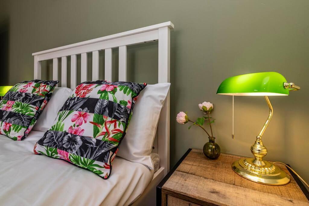 Dovecote House Beeston Private Parking 15Mins From Nottingham City Centre Close To Qmc Hospital Luaran gambar
